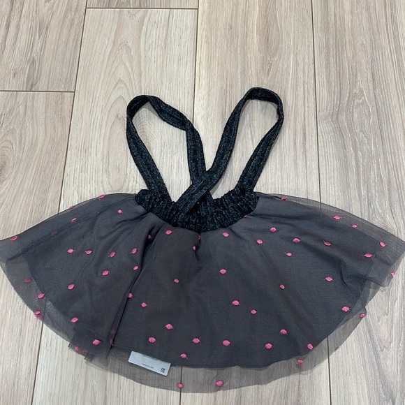 New Zara Baby Skirt with Suspenders - Picture 5 of 5